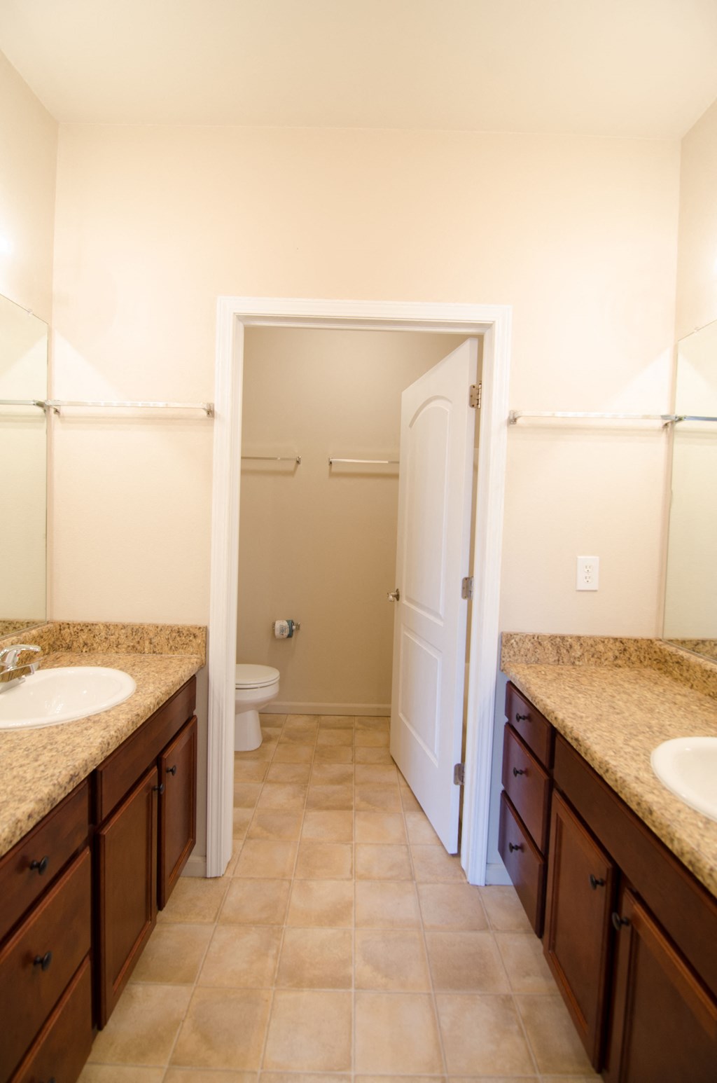Spacious Bathroom in East Lansing Apartments near Michigan State University | River Walk