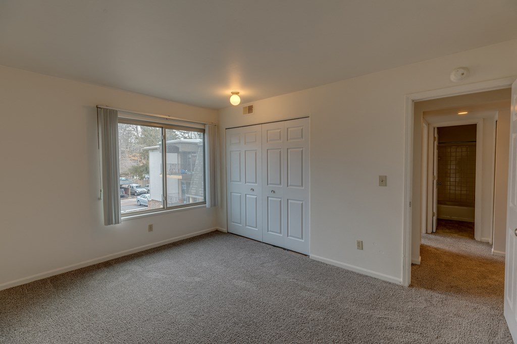 Spacious bedrooms in East Lansing Apartments near Michigan State University | The Pines