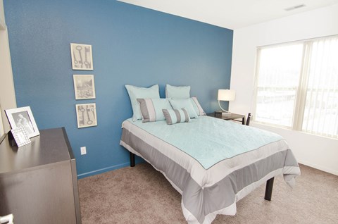 Spacious bedrooms in East Lansing Apartments near Michigan State University | Waterbury Place