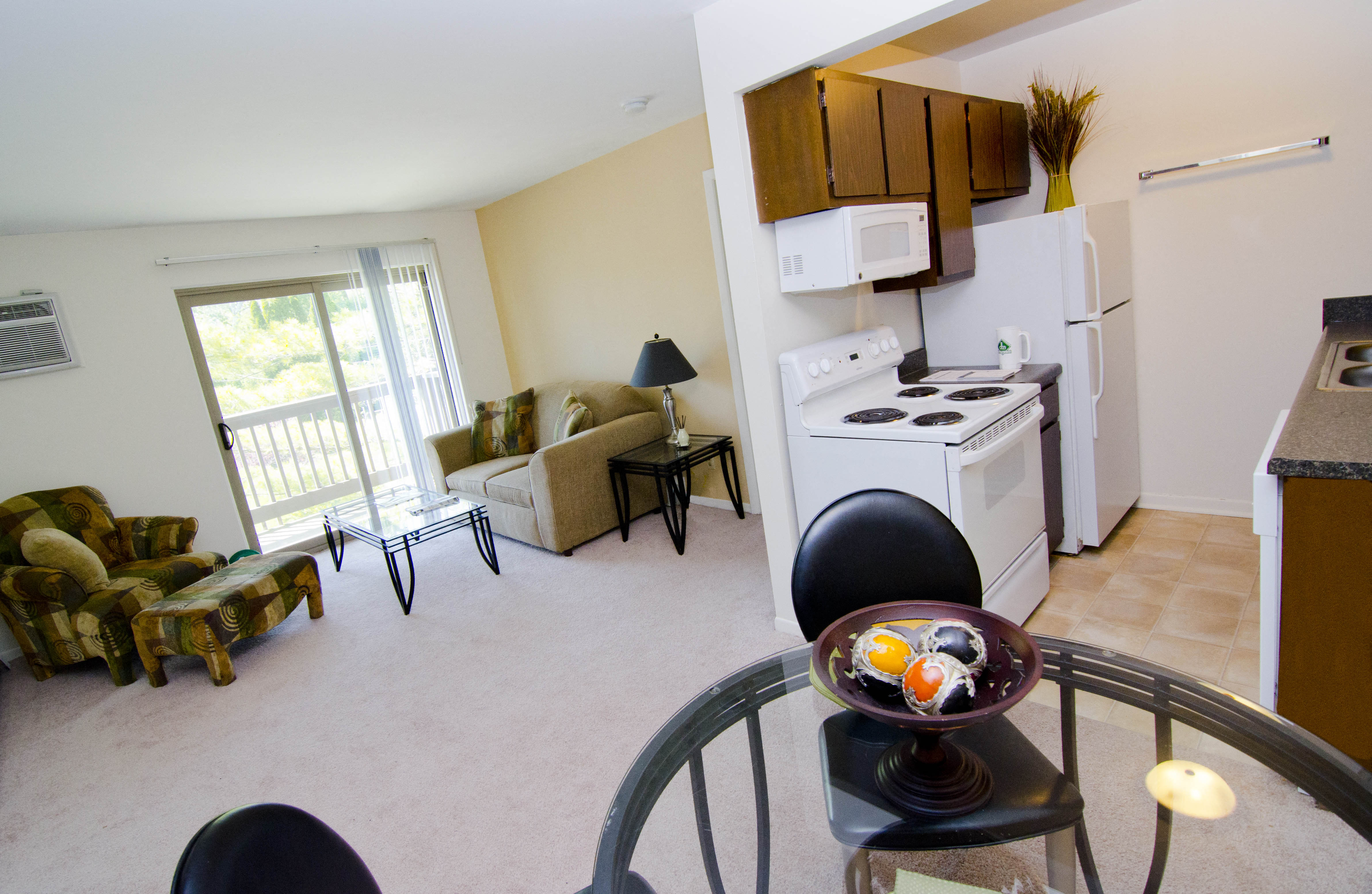 Woodside South Apartments Apartments in East Lansing, MI