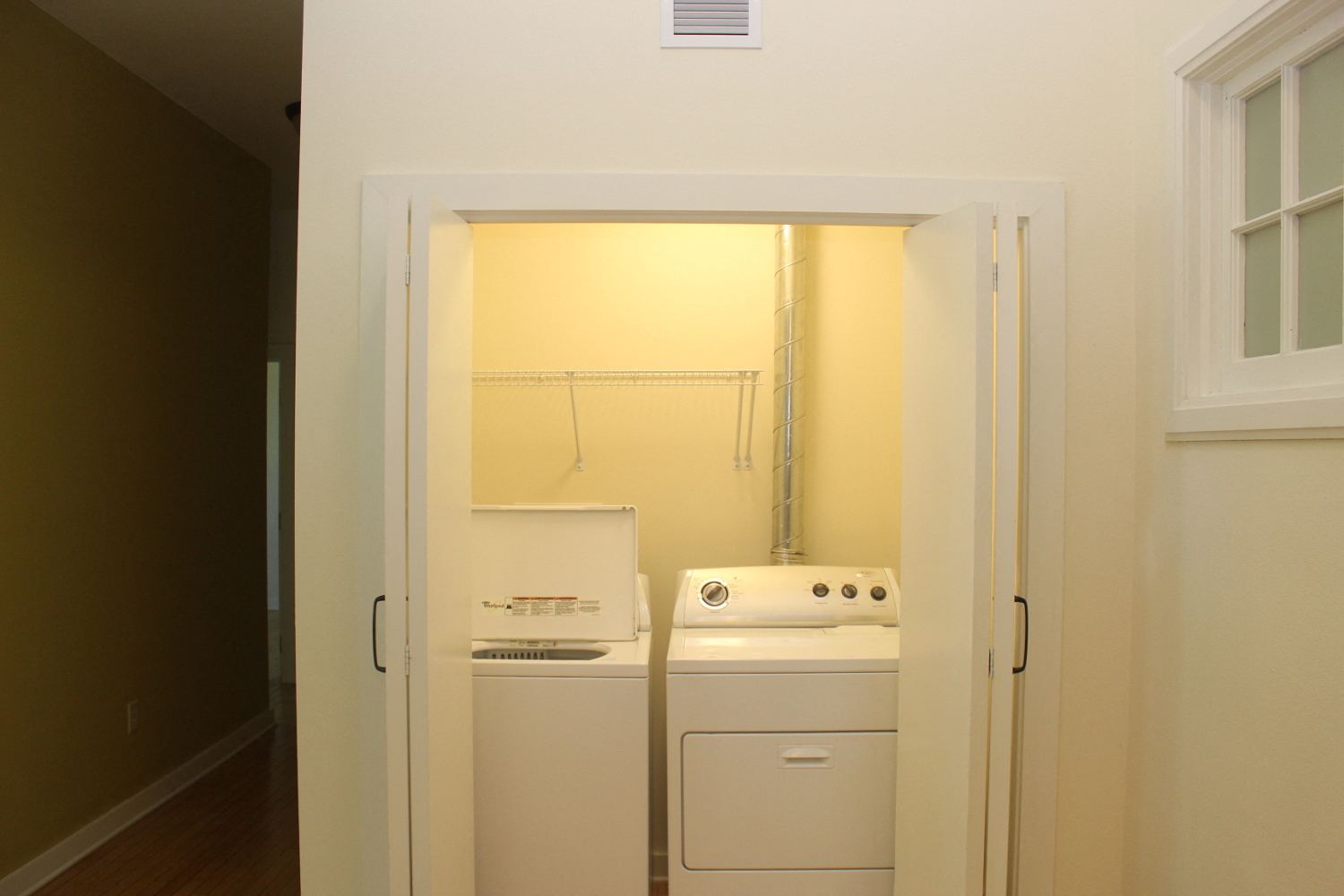 Lincoln Terrace Apartments, 911 B Ave West, Oskaloosa, IA RentCafe