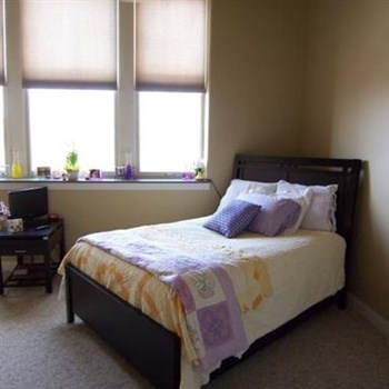 104 E 4th St 1-2 Beds Apartment, Affordable for Rent - Photo Gallery 6