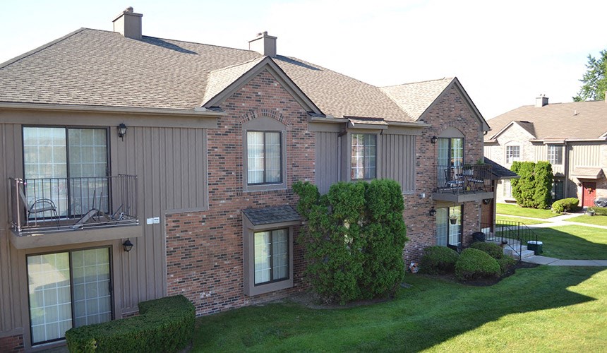 Specious Lawn at Pilgrim Village - Canton, MI, Canton, MI