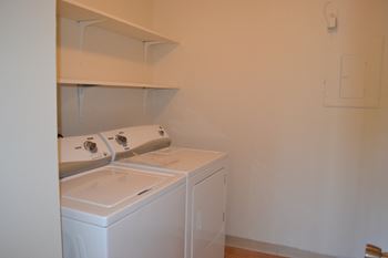 Washer/Dryer at Pilgrim Village - Canton, MI, Canton, MI,48187