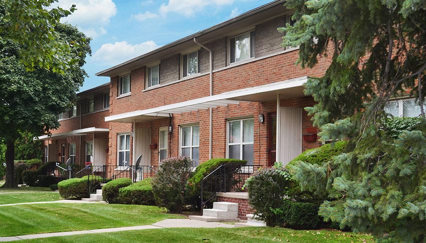 21629 Stratford Court 2-3 Beds Apartment, Townhouse for Rent - Photo Gallery