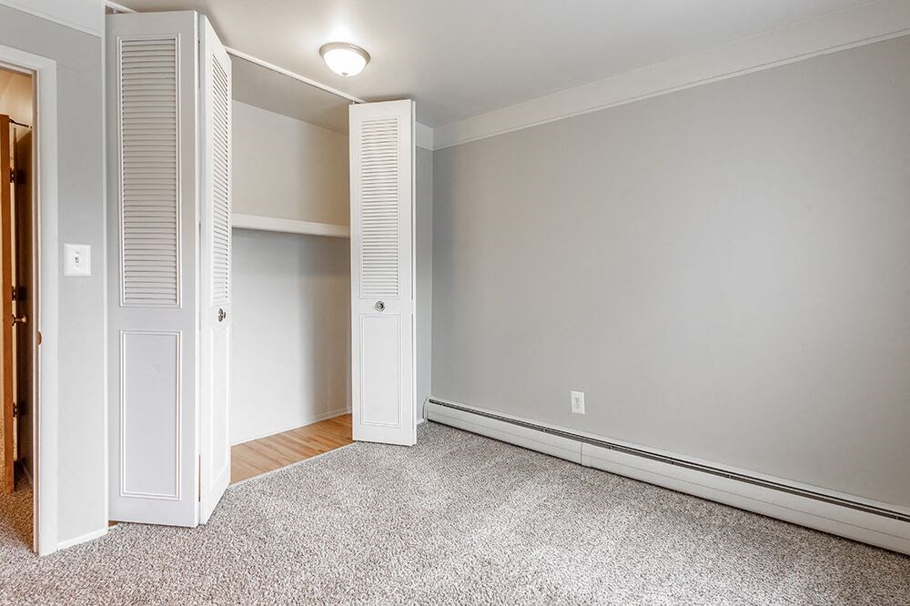 Pet-Friendly - Green Acres Apartments - Saginaw, MI