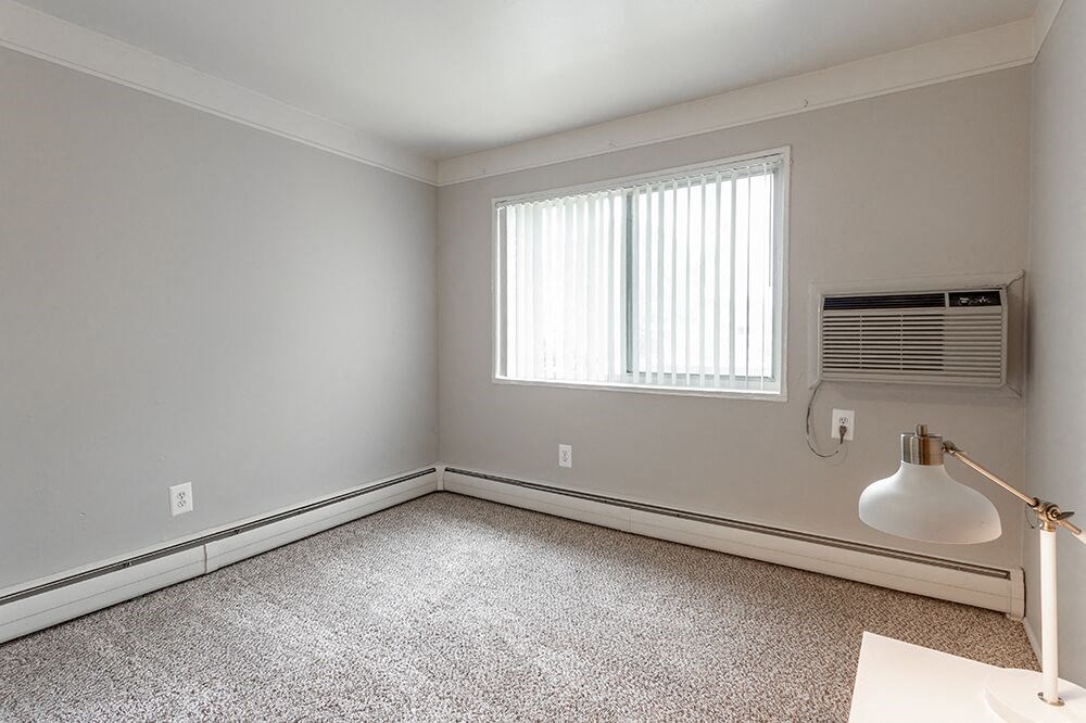 Pet-Friendly - Green Acres Apartments - Saginaw, MI