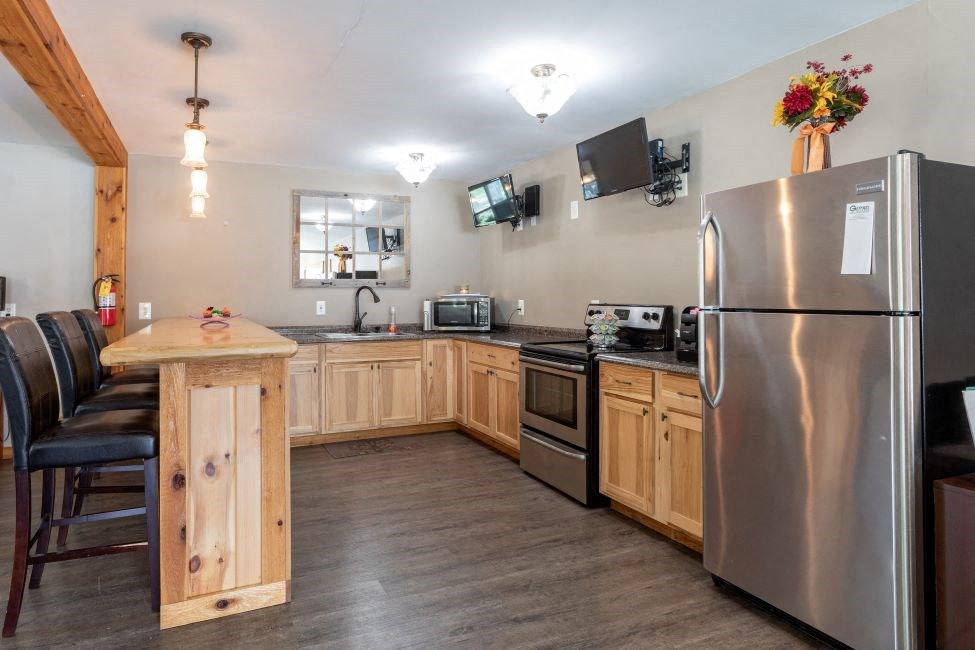 Pet-Friendly - Green Acres Apartments - Saginaw, MI