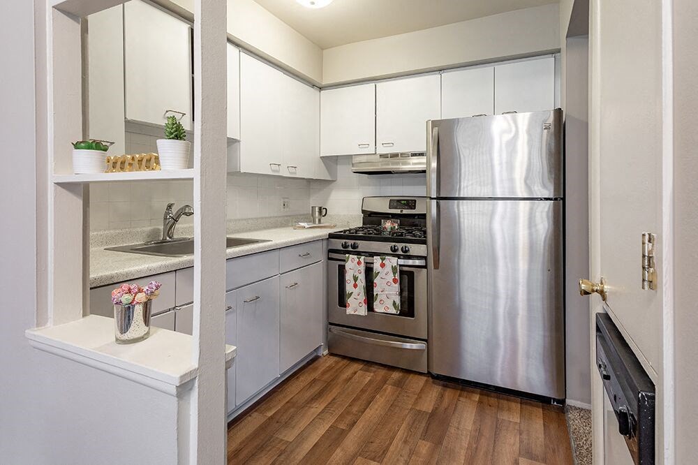 Pet-Friendly - Green Acres Apartments - Saginaw, MI