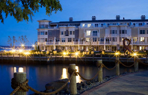 the waterfront at night at the inn on the lake