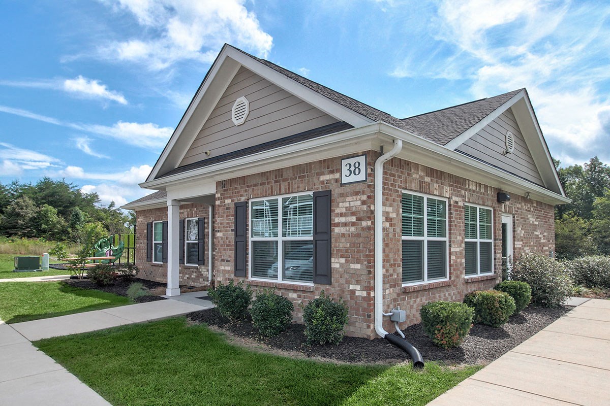 Northside Drive Apartments, 38 Northside Dr, Crossville, TN - RENTCafé