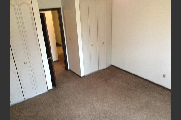 Rose 8 Estates Apartments 3050 Old Hwy 8 Roseville Mn Rentcafe