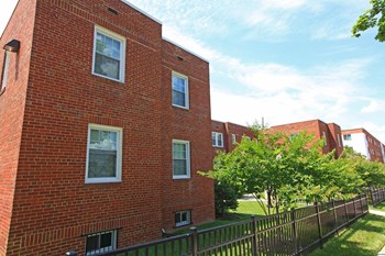 2834 Q Street, SE 1-2 Beds Apartment, Affordable for Rent - Photo Gallery 10