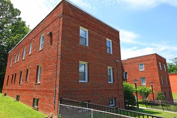 2834 Q Street, SE 1-2 Beds Apartment, Affordable for Rent - Photo Gallery 13