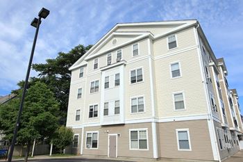 3 Bedroom Apartments In Somerville