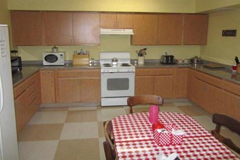 30 Central Street 1 Bed Apartment, Affordable for Rent - Photo Gallery 10