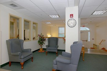 138 East Mountain Road 1 Bed Apartment, Affordable for Rent - Photo Gallery 12