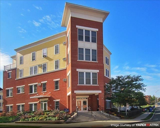 137 Wyllys Street 1-4 Beds Apartment for Rent - Photo Gallery