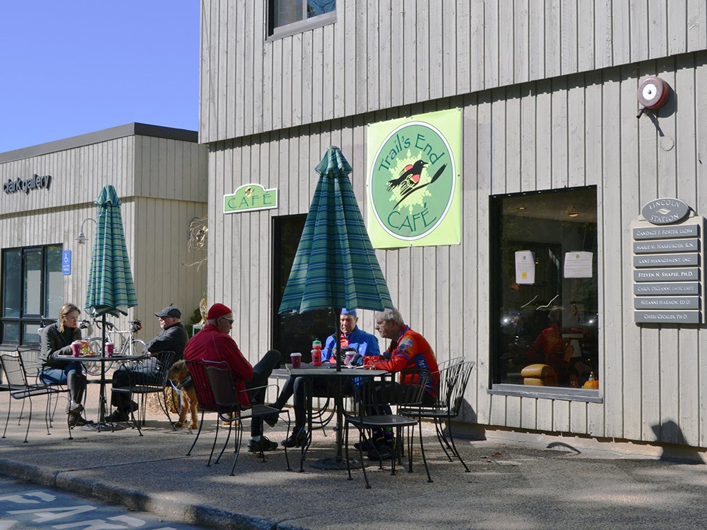 Lincoln Woods Apartments in Lincoln, MA Photo Gallery