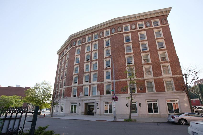 2 First Street Studio-1 Bed Apartment, Affordable for Rent - Photo Gallery