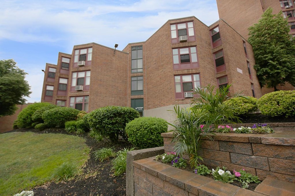 the building in which the apartment is located