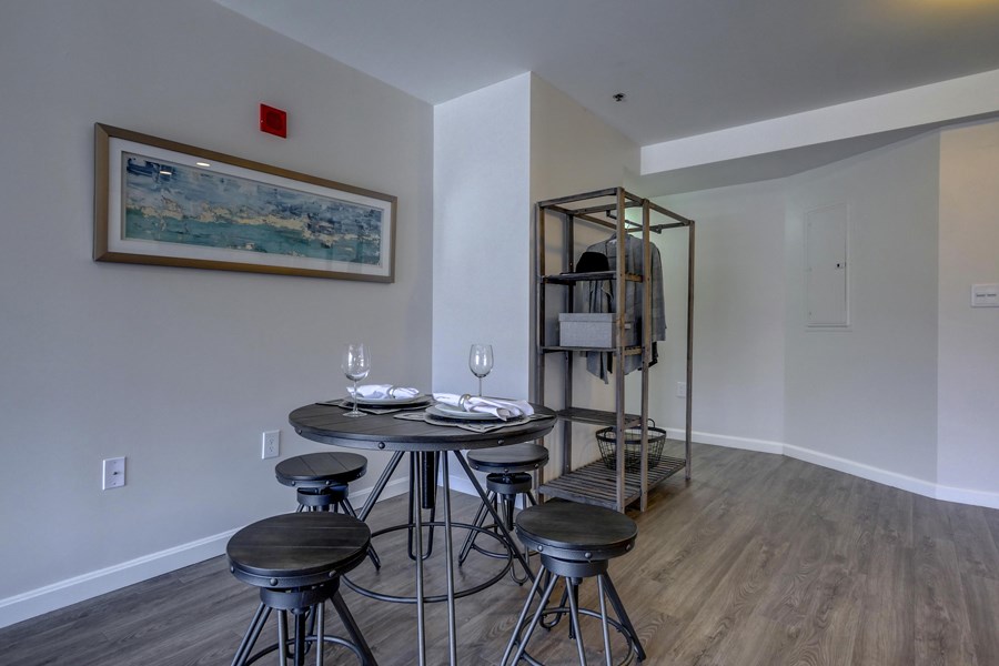 Defined Dining Space at Carisbrooke at Manchester Apartments, Manchester, 03102