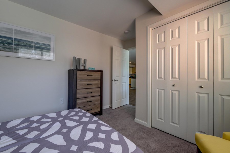 Spacious Interior at Carisbrooke at Manchester Apartments, New Hampshire, 03102