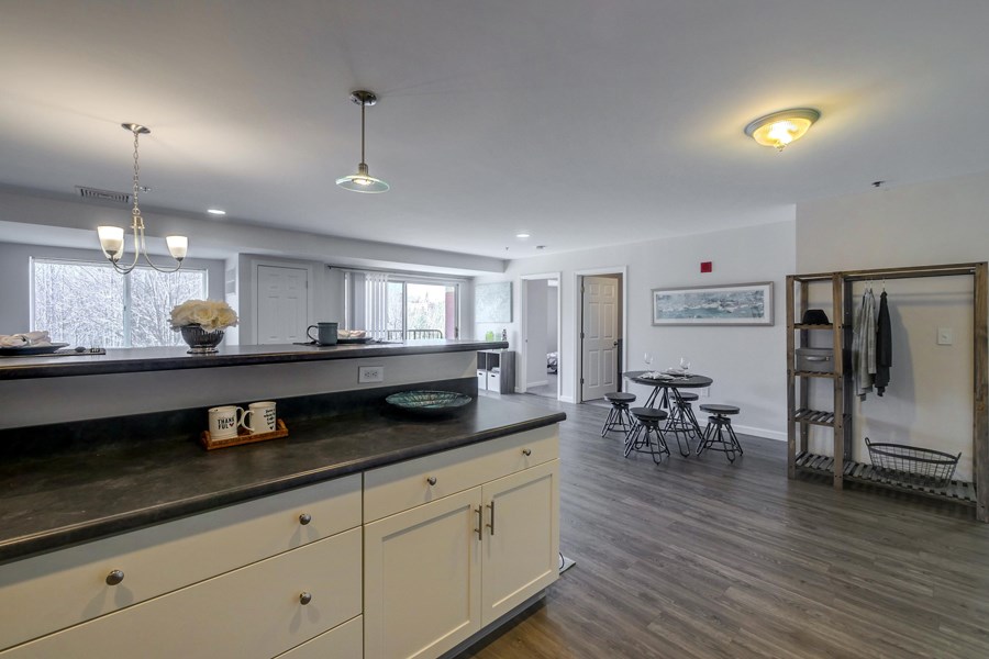 Contemporary Kitchen Finishes at Carisbrooke at Manchester Apartments, Manchester, NH