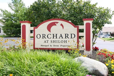 2500 Orchard Drive 2-3 Beds Apartment for Rent