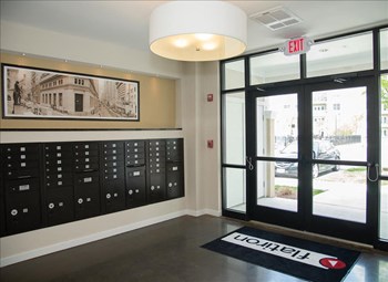 5305 Bleecker Street 1-2 Beds Apartment for Rent - Photo Gallery 6