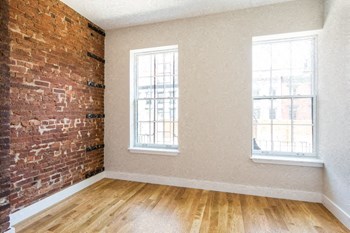 1 Perry Street 4 Beds Apartment for Rent - Photo Gallery 2