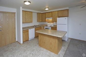 3550 South 17th Street Studio-2 Beds Apartment for Rent - Photo Gallery 5