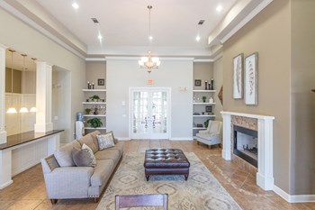 301 Converse Center St 1-3 Beds Apartment, Affordable for Rent - Photo Gallery 5