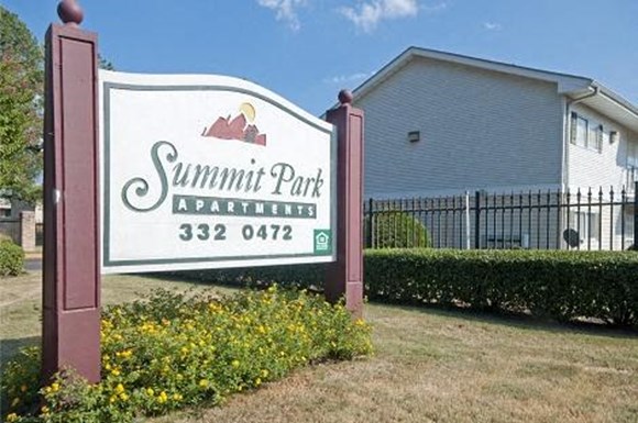 Summit park apartments memphis information