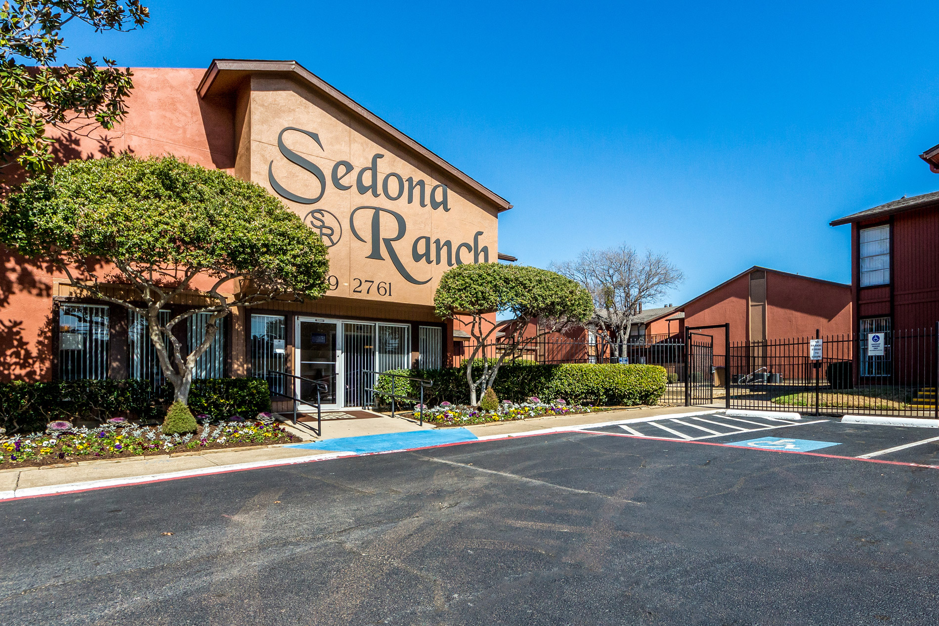 Sedona Ranch Apartments in Dallas, TX