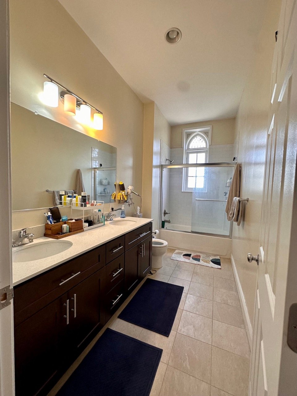 2F: 1BR/1BA for $2695