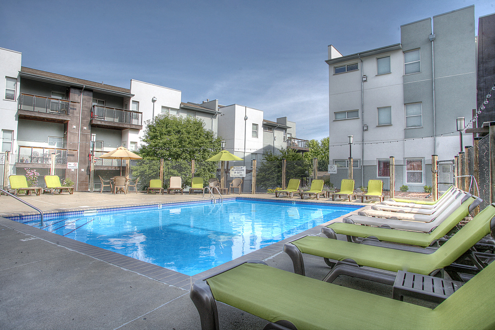 Briar Hills Apartments 17010 Hawthorne Plaza Omaha Ne Rentcafe