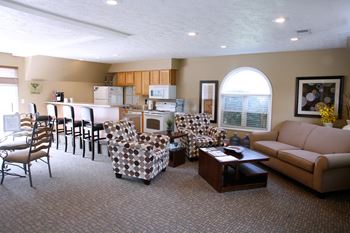 Community clubhouse at Fairway Apartments in Ralston, NE