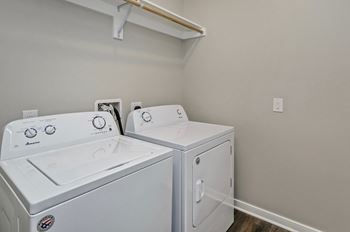 Full Size Washer & Dryer at Landings Apartments, The, Nebraska