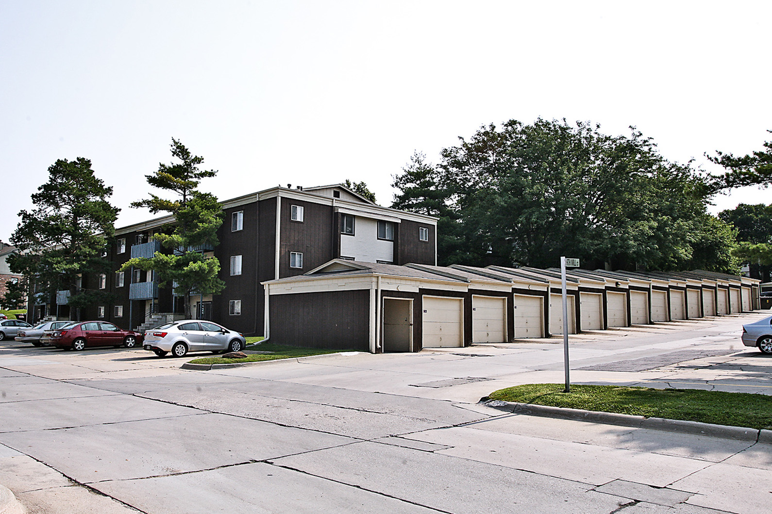 Photos and Video of Old Mill Apartments in Omaha, NE