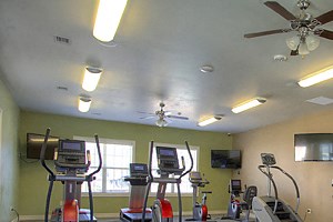 Summit Falls Fitness Center 8300 Renatta Dr Studio-3 Beds Apartment, Townhouse for Rent - Photo Gallery 3