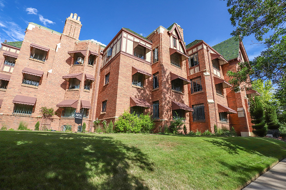 Avon Apartments in Denver, CO