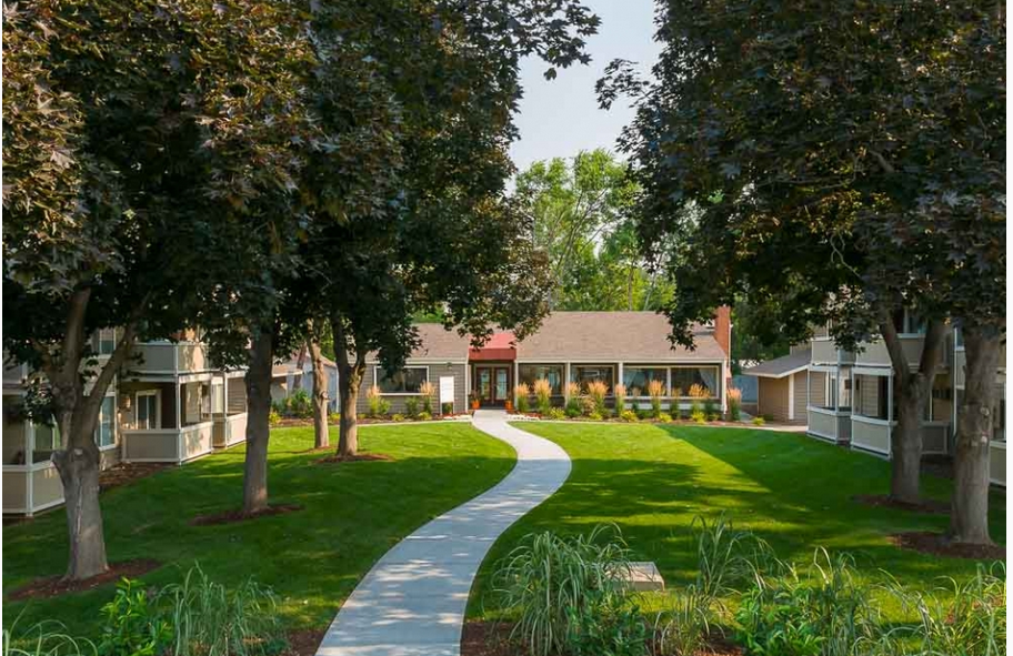 Central Pointe Apartments in Boise, ID