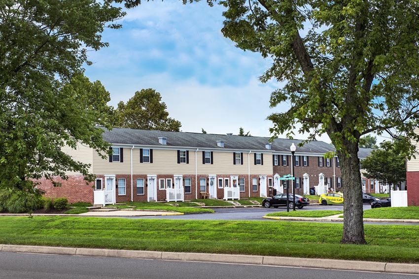 Commons At White Marsh Apartments, 9901 Langs Rd, Baltimore, MD - RENTCafé