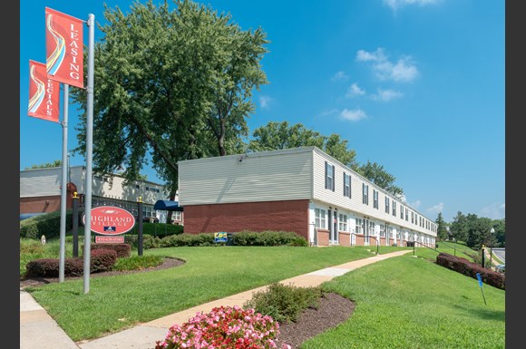 Highland Village Townhomes 3953 Mcdowell Lane Baltimore Md Rentcafe
