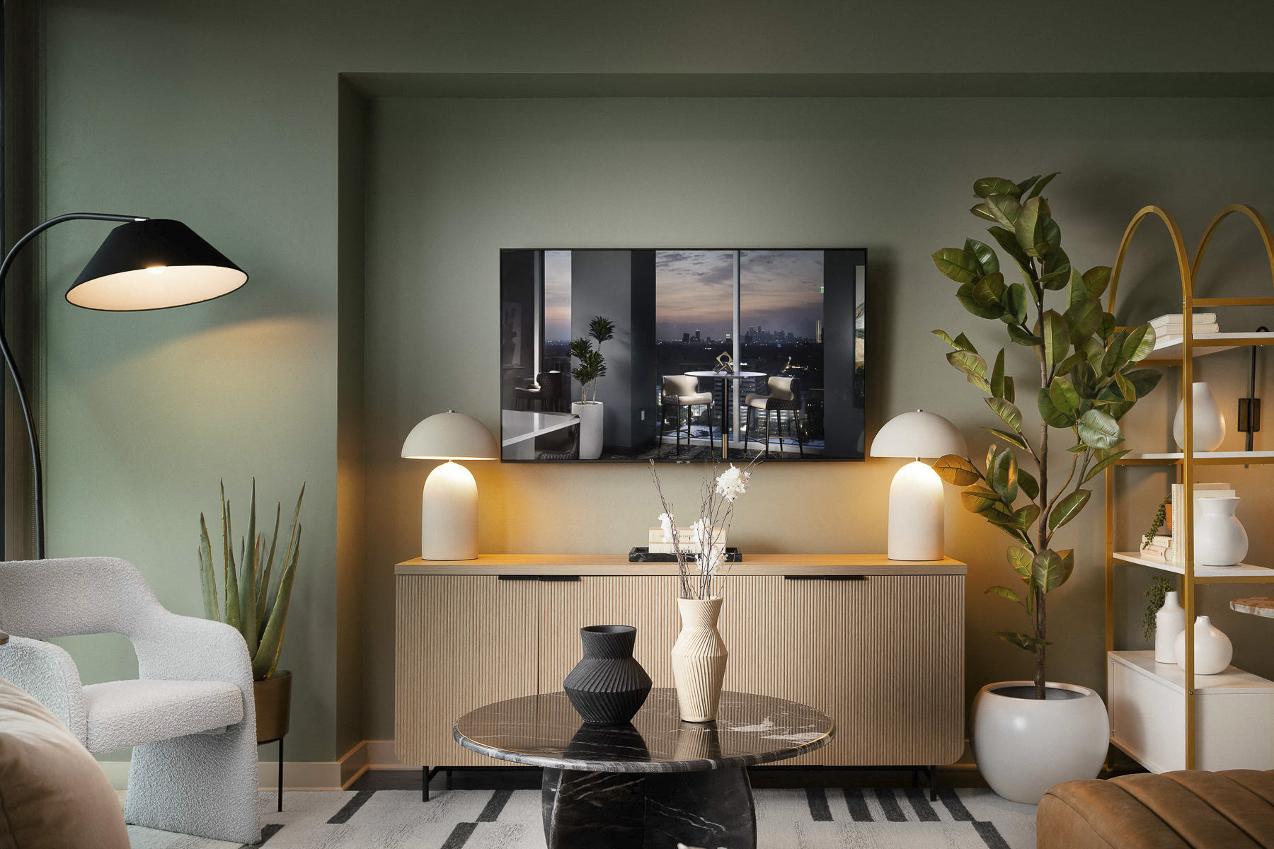 SkyHouse River Oaks Apartments