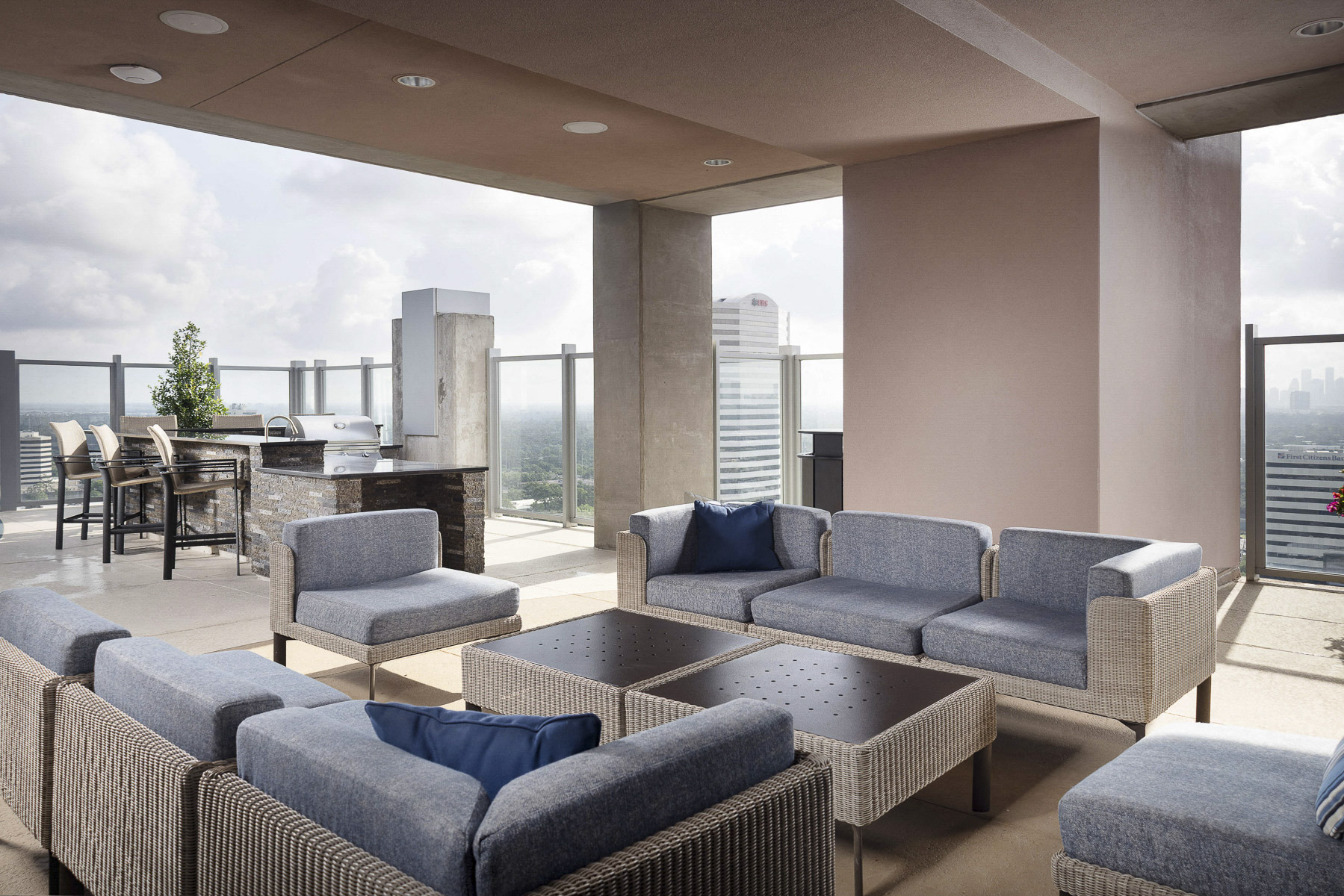 SkyHouse River Oaks Apartments