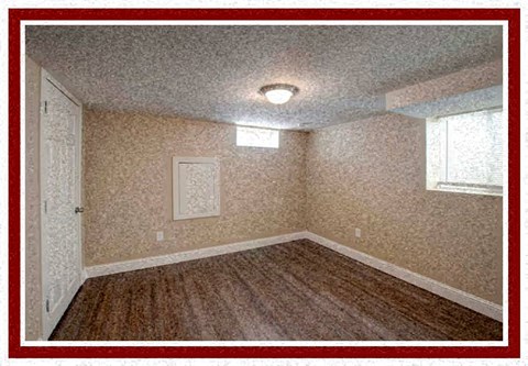 3205 Glencoe St Bedroom