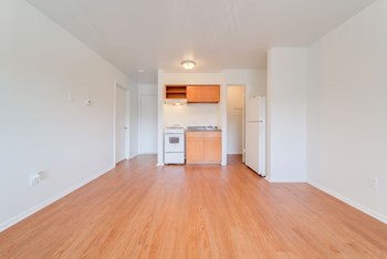 The Maples Apartments 2432 Anthony Ln Unit 1 Racine Wi Rentcafe