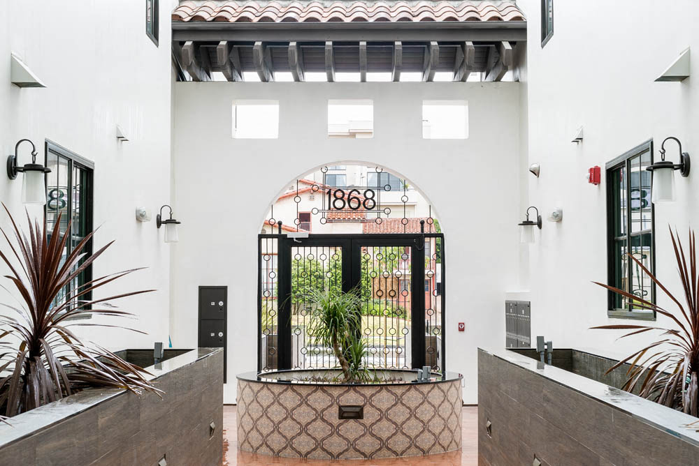 Kelton Alexander By Wiseman Apartments, 1868 Kelton Ave., Los Angeles